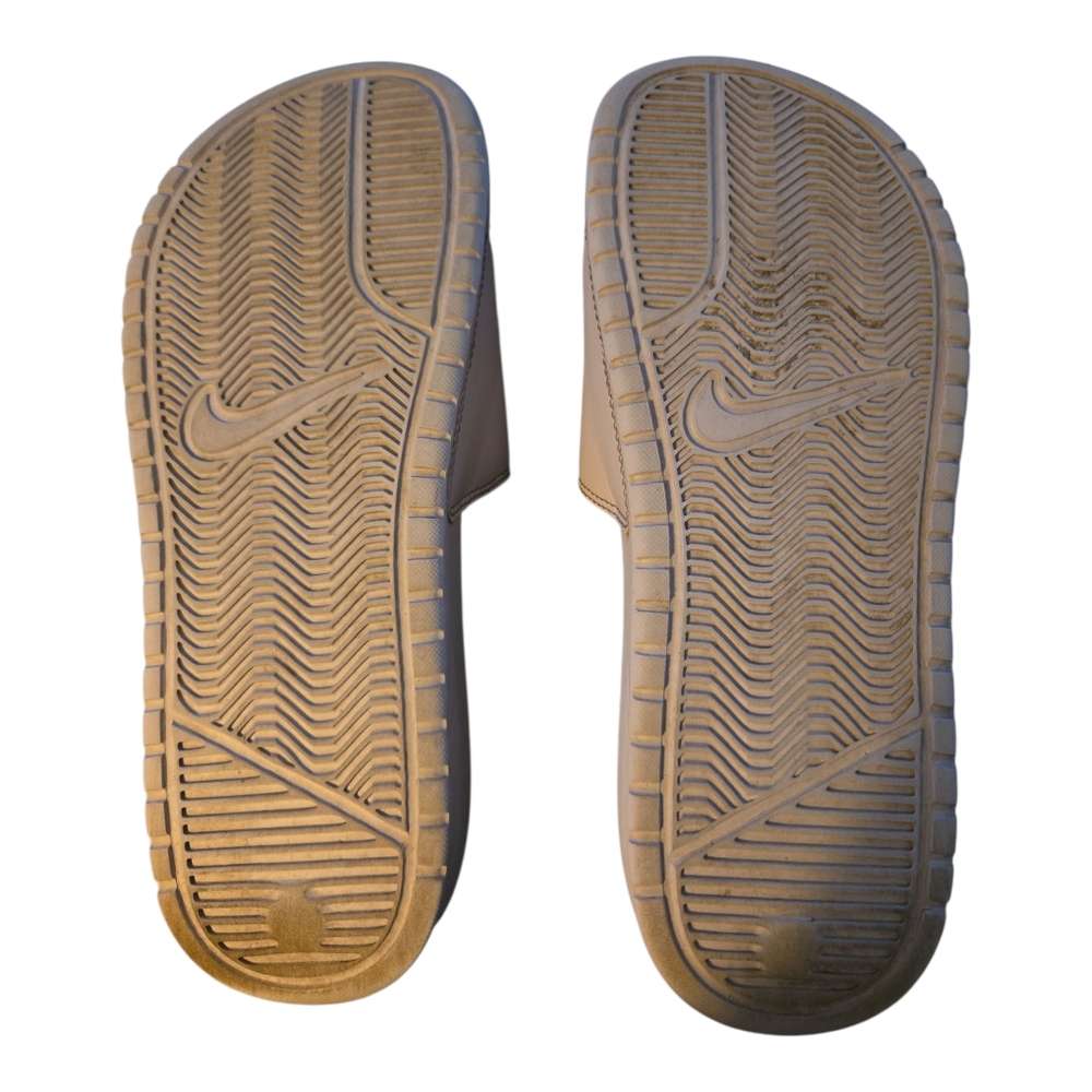 Nike Benassi  Rose/Silver Women's Slides Sandals SZ 7 - Picture 6 of 7